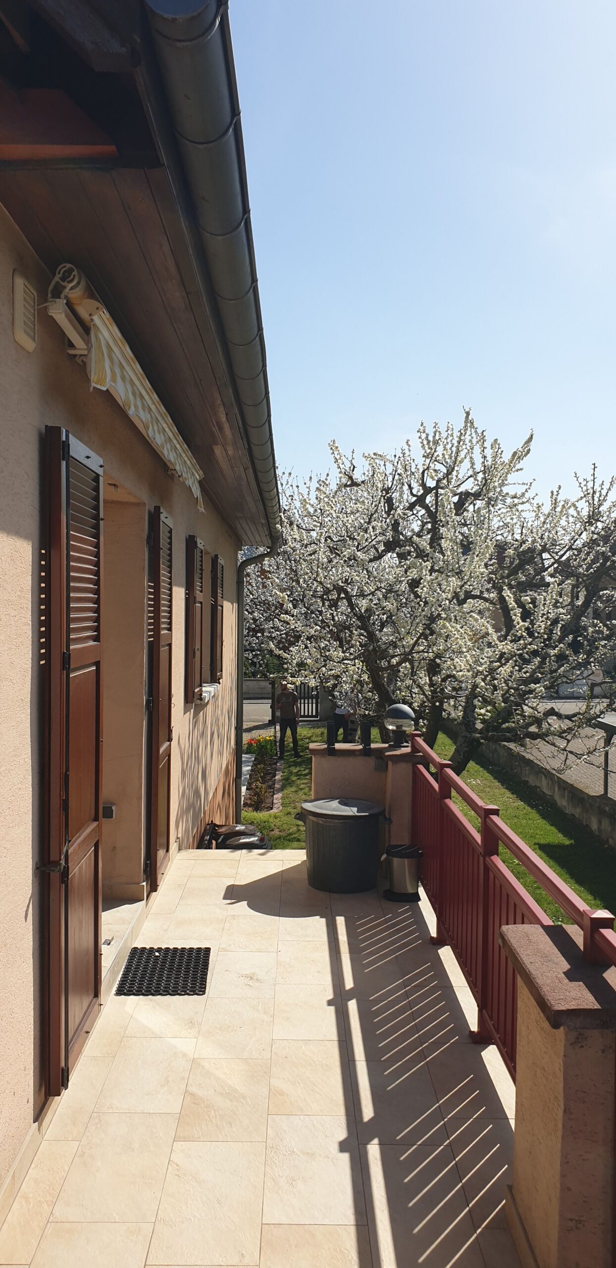 Large gamme de stores, volets et brise-soleils pour vos ouvertures et fermetures &agrave; Cernay vers Thann Illzach 3