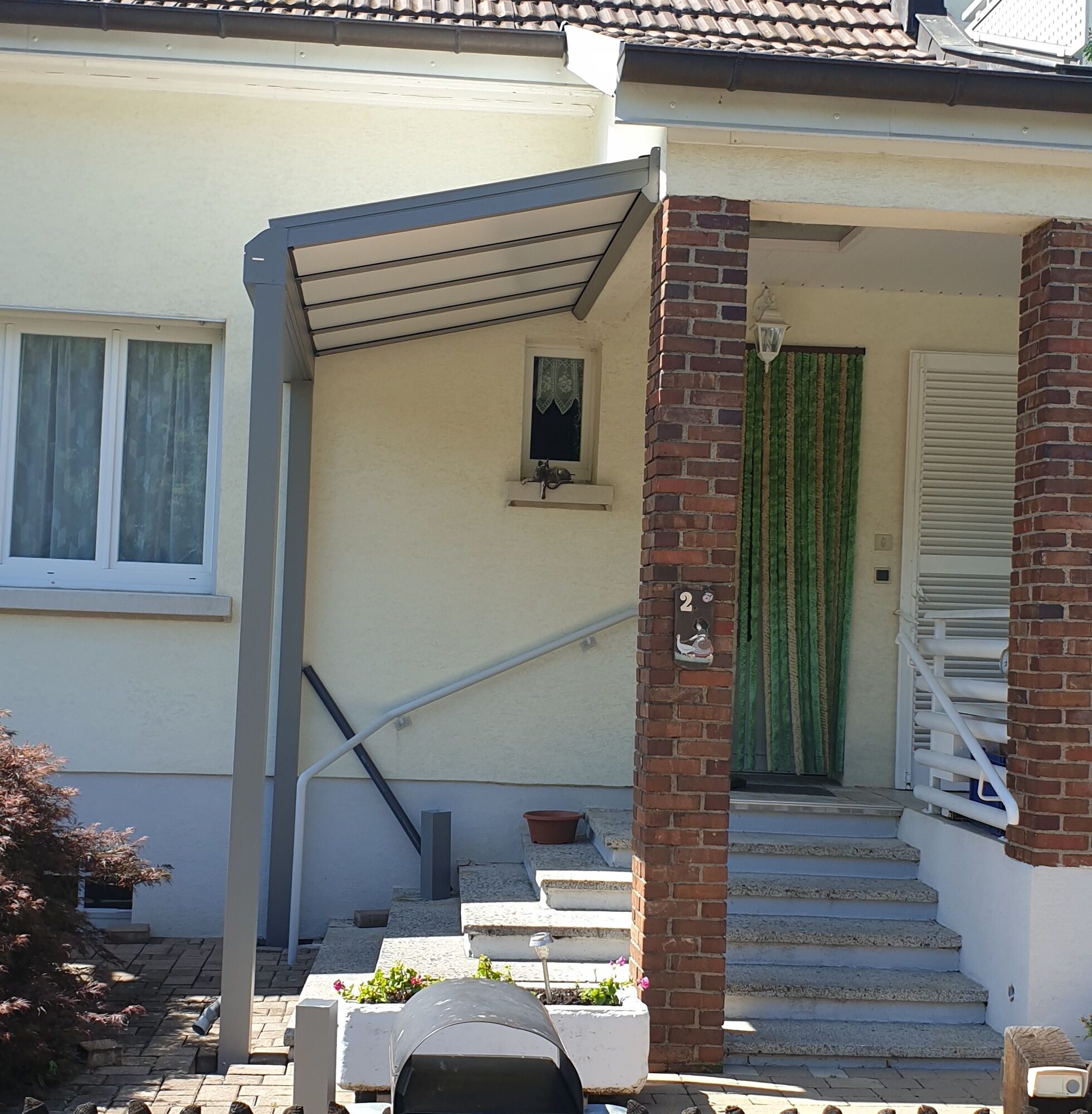 Carport Montb&eacute;liard