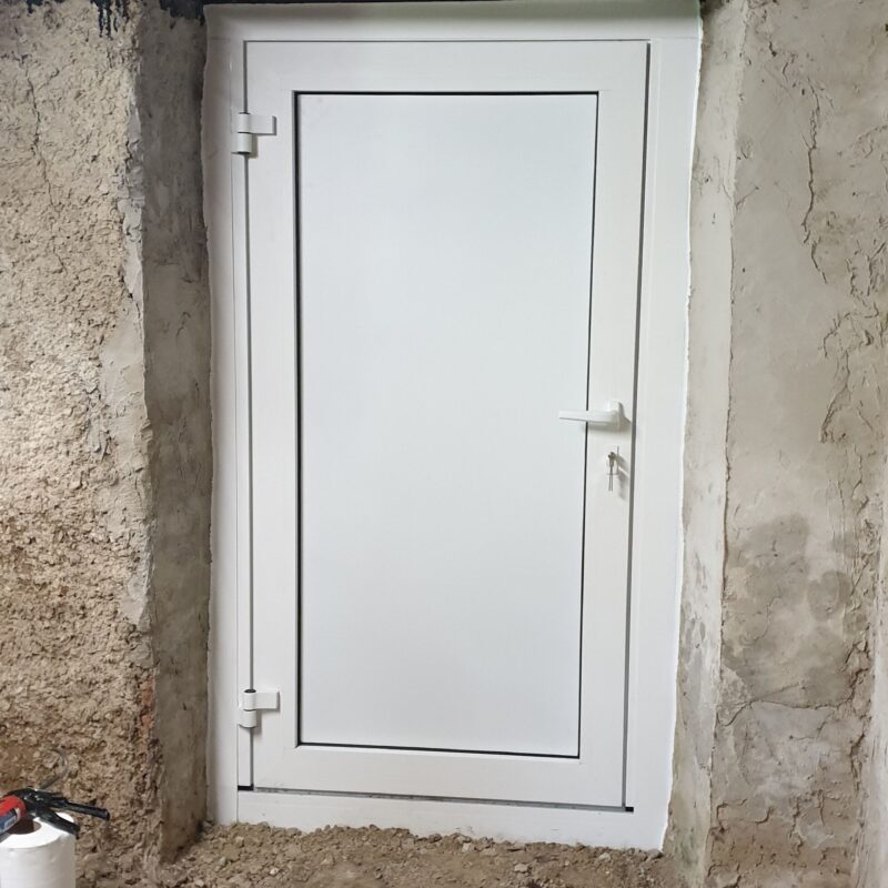 Portes alu Montb&eacute;liard 16